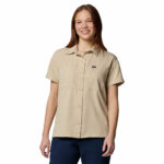 a women wearing a brown Silver Ridge Utility Short Sleeve Shirt