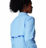 a woman wearing a blue shirt