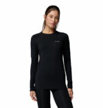 a women wearing a black Midweight Stretch Long Sleeve Top