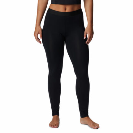 a women wearing black tights