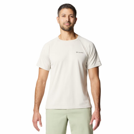 A man wearing a grey Alpine Pro short sleeve shirt