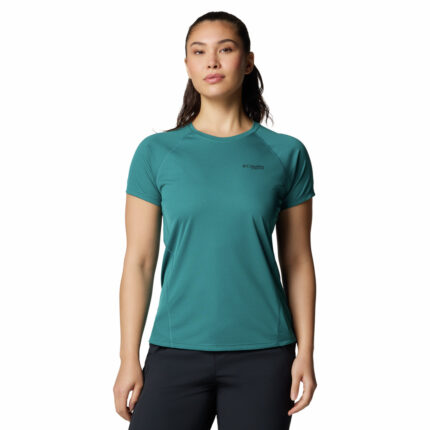 A women wearing a blue short sleeve shirt