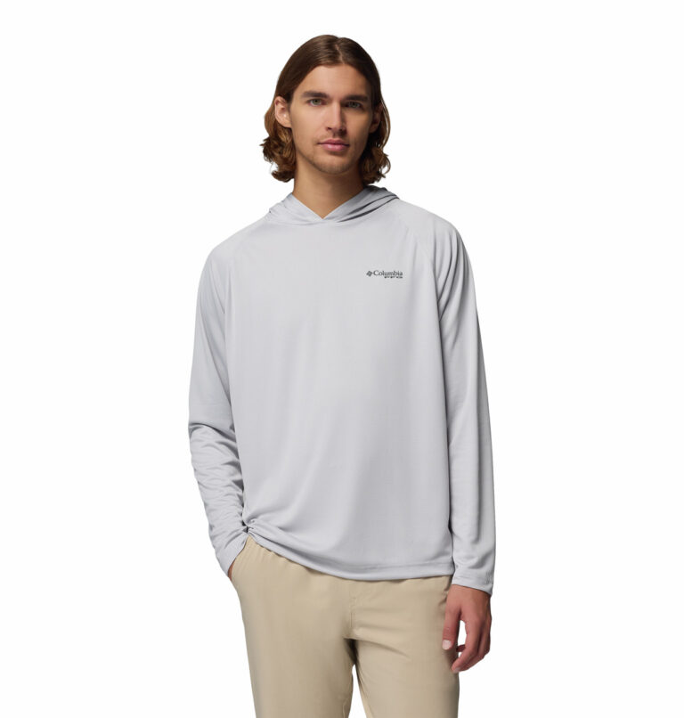 a man wearing a grey PFG Solar Stream Hoodie
