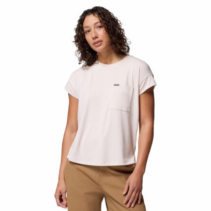 a women wearing a brown tee