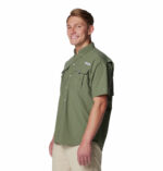 a man wearing a brown Bahama II Short Sleeve Shirt