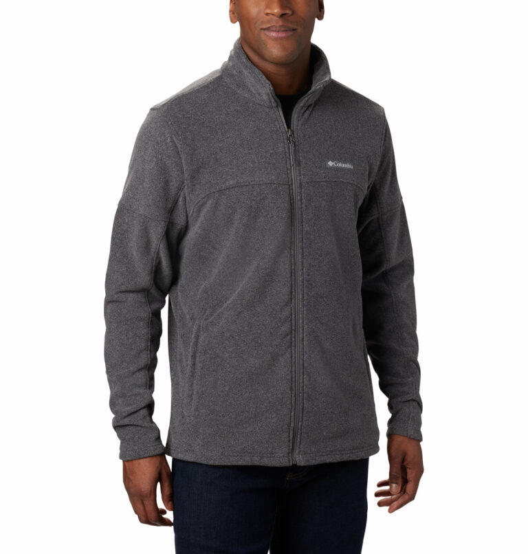 a man wearing a grey Basin Trail III Fleece Jacket