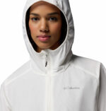a women wearing a White Trailborne Jacket