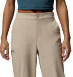 a women wearing brown Shale Ridge Pants