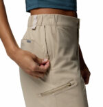 a women wearing brown Shale Ridge Pants