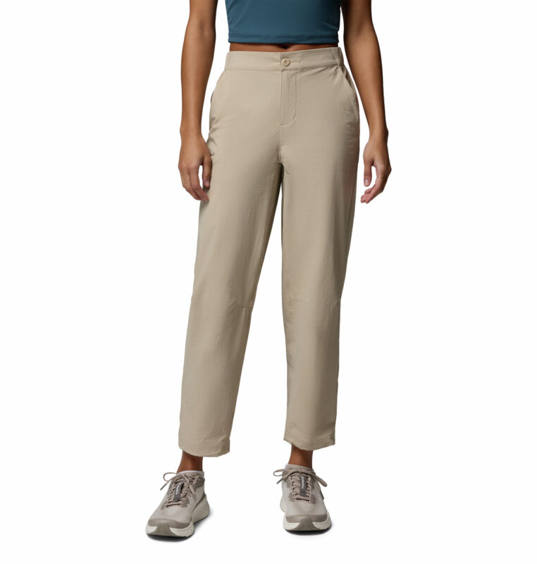 a women wearing brown Shale Ridge Pants