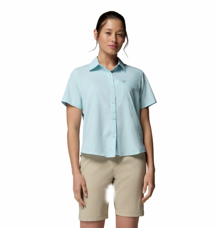 a women wearing a blue Silver Ridge Utility II Short Sleeve Shirt