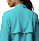 a women wearing a PFG Tamiami II Long Sleeve Shirt