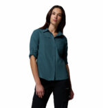 a women wearing a Silver Ridge 3.0 Long Sleeve Shirt