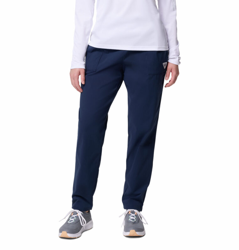 a women wearing PFG Tidal Roamer II Stretch Pants