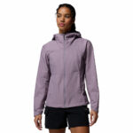 a women wearing a purple Loop Trail III Windbreaker