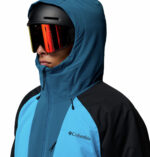 a man wearing a Blue Alpine Echo Insulated Jacket