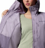 a women wearing a purple Hikebound II Jacket