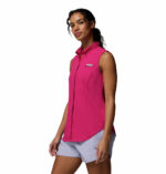 a women wearing a PFG Tamiami Sleeveless Shirt