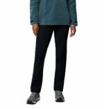 a women wearing a Back Beauty Warm Softshell Pants