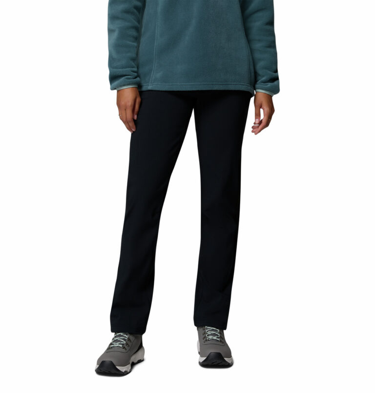 a women wearing a Back Beauty Warm Softshell Pants
