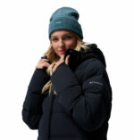a women's Amaze Puff Mid Hooded Jacket